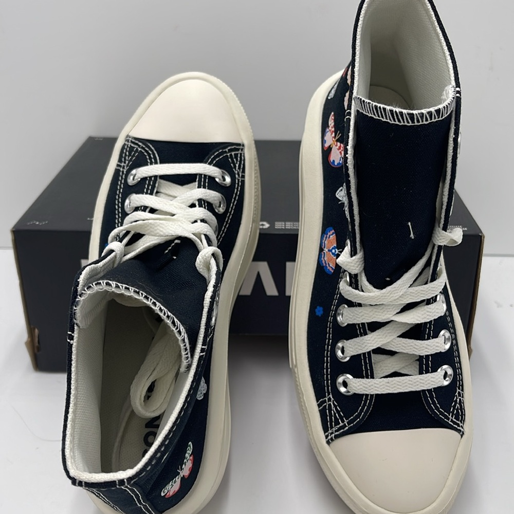 Converse WMNS Black High-Top Sneakers A05994C
CTAS MOVE HI
BLACK/EGRET/DECADE PK - Picture 12 of 16